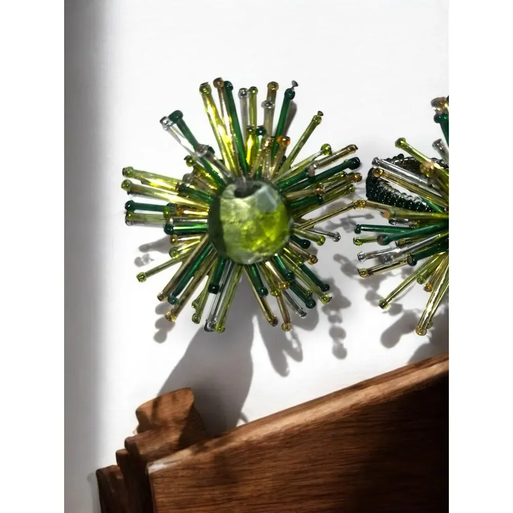 Pier 1 One Napkin Rings Jeweled Green Beaded Wired Gold Inside Ring Set Of 4